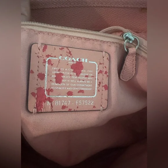 COACH Pink City Zip F57522
Crossgrain Leather Pink Blush bag (Read description) - Picture 9 of 11